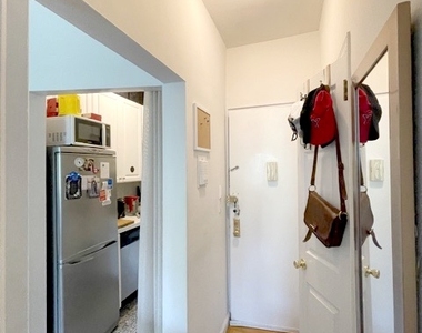 322 West 101st Street - Photo Thumbnail 4