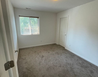 20593 Sw Parker Ct. - Photo Thumbnail 25