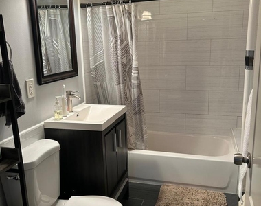 952 Bergen Street - Photo Thumbnail 5