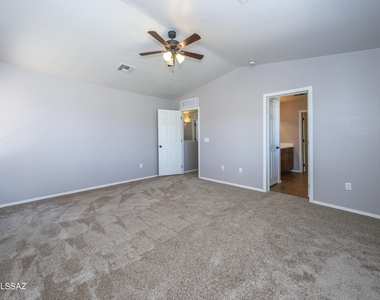 12665 E Nona Lane - Photo Thumbnail 21