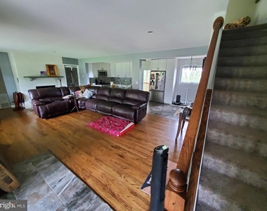 118 Grandview Blvd - Photo Thumbnail 1