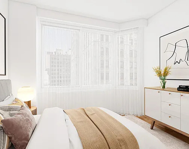West 38th Street - Photo Thumbnail 1