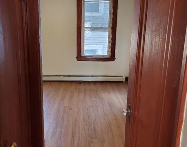 297 Amherst St, Manchester Nh - Photo Thumbnail 4