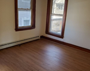 297 Amherst St, Manchester Nh - Photo Thumbnail 8