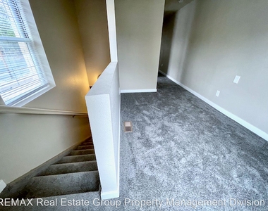 2101 E. Willamette Ave - Photo Thumbnail 10