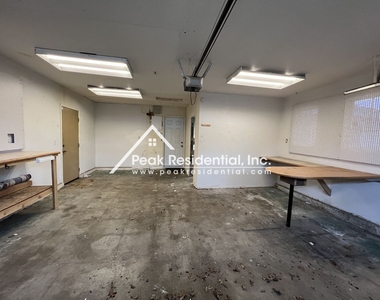 7808 Highland Ave - Photo Thumbnail 23