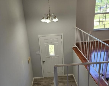 2904 White Pine Ct - Photo Thumbnail 19