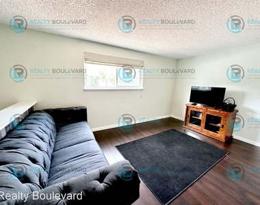 847 Glen Molly Dr - Photo Thumbnail 10