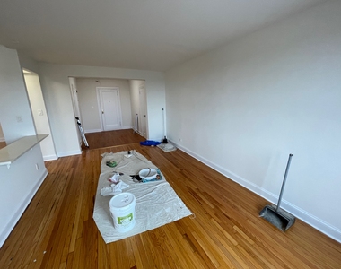 141-30 Pershing Crescent - Photo Thumbnail 12
