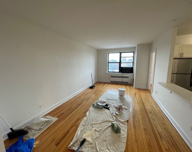 141-30 Pershing Crescent - Photo Thumbnail 10