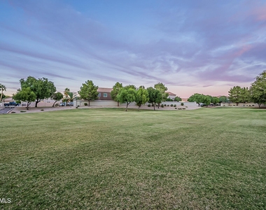 3115 E Desert Lane - Photo Thumbnail 58