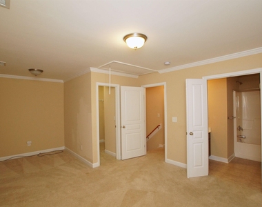 1003 Frank Page Drive - Photo Thumbnail 13