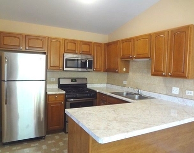 1163 N Red Oak Circle - Photo Thumbnail 5