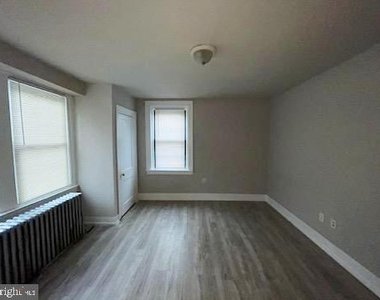 5717 N Park Ave - Photo Thumbnail 1