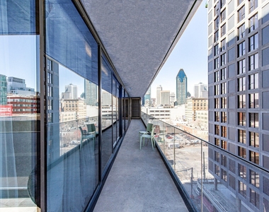 242 Rue Young #803 - Photo Thumbnail 25