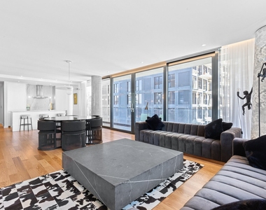242 Rue Young #803 - Photo Thumbnail 15