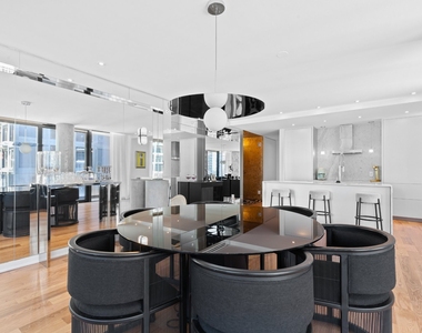 242 Rue Young #803 - Photo Thumbnail 12