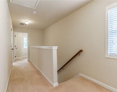 1299 Hopkins Drive - Photo Thumbnail 20