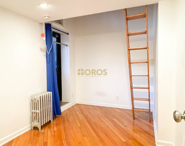 262 East 2nd Street - Photo Thumbnail 6
