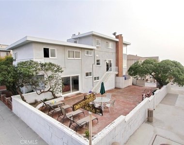 2231 Hermosa Avenue - Photo Thumbnail 2