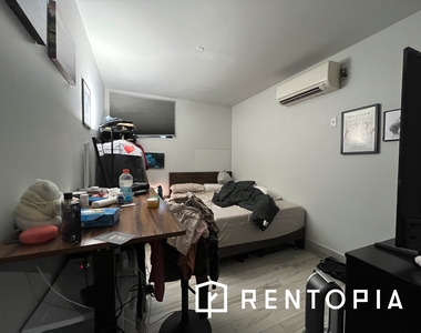 77 Berry Street - Photo Thumbnail 7