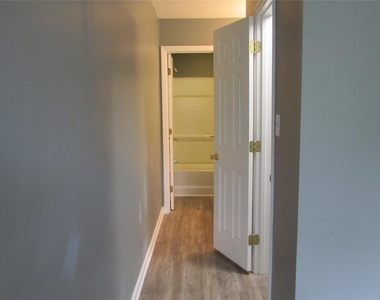 8115 Tremaine Court - Photo Thumbnail 26