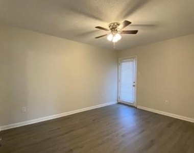 3709 Jean Place - Photo Thumbnail 7