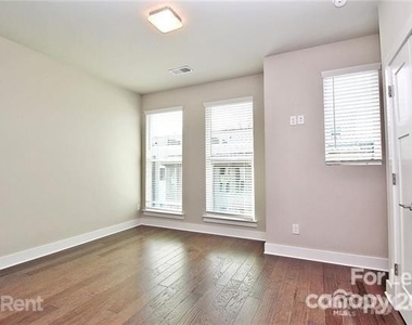 1645 Cannon View Lane - Photo Thumbnail 9