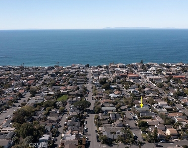 536 Seaview Street - Photo Thumbnail 35