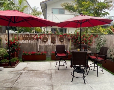 1076 Miramar Street - Photo Thumbnail 17