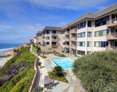 727 Beachfront Drive - Photo Thumbnail 29