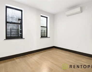 202 Scholes Street - Photo Thumbnail 3
