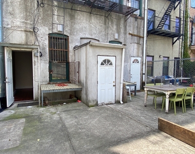 179 Knickerbocker Avenue - Photo Thumbnail 1