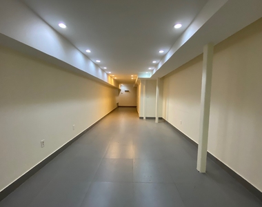 179 Knickerbocker Avenue - Photo Thumbnail 3