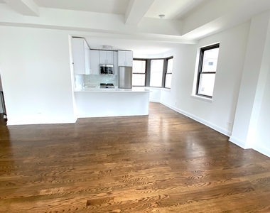   East 56 Street - Photo Thumbnail 1