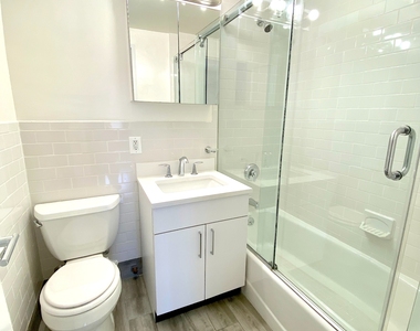   East 56 Street - Photo Thumbnail 9