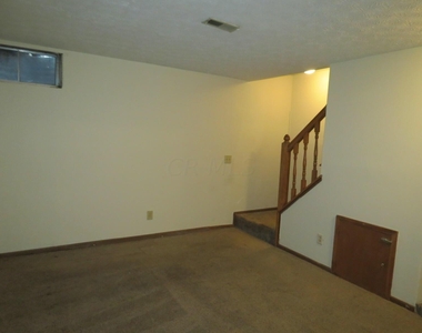 2273 Hughey Drive - Photo Thumbnail 12