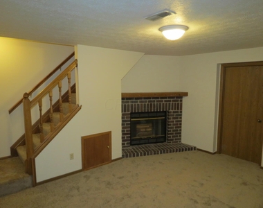 2273 Hughey Drive - Photo Thumbnail 11