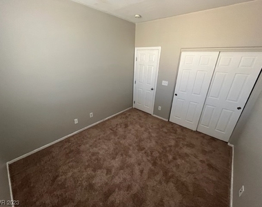 4818 Jade Ridge Street - Photo Thumbnail 19