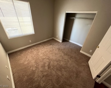 4818 Jade Ridge Street - Photo Thumbnail 8