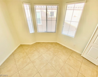 3709 Rocklin Peak Avenue - Photo Thumbnail 2