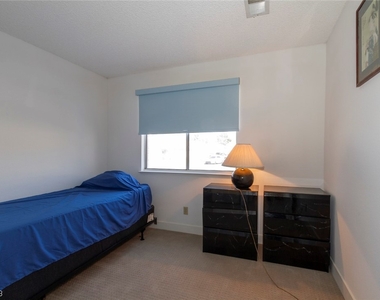 2801 Gentilly Lane - Photo Thumbnail 13