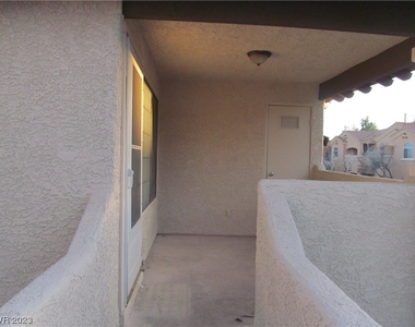 1425 Santa Margarita Street - Photo Thumbnail 2