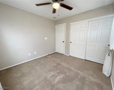 9359 Weeping Water Avenue - Photo Thumbnail 24