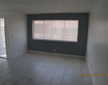 5217 W Cheyenne Avenue - Photo Thumbnail 11