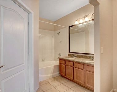 10225 King Henry Avenue - Photo Thumbnail 28