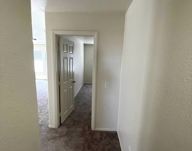 5308 La Quinta Hills Street - Photo Thumbnail 27