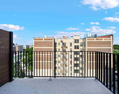 1119 Foster Avenue - Photo Thumbnail 7