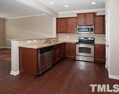 721 Maypearl Lane - Photo Thumbnail 1