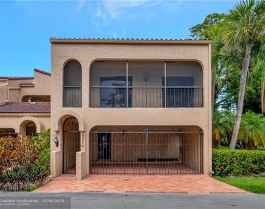 3710 Estepona Ave - Photo Thumbnail 0